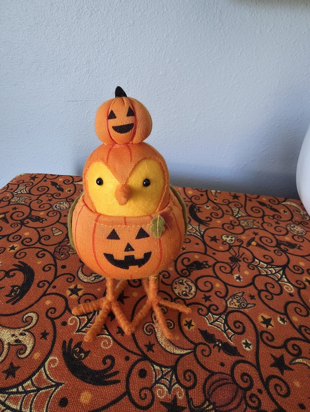 Halloween Target Bird Decor